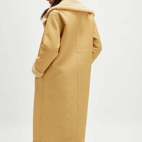 Apparis Camel Teddy Jacket - Picture 2 of 6